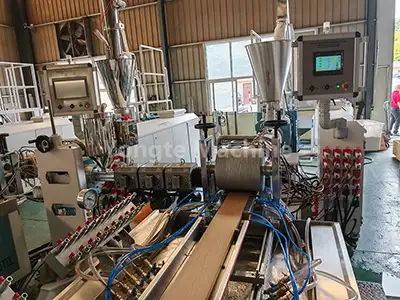 Plastic Lumber Making Machine